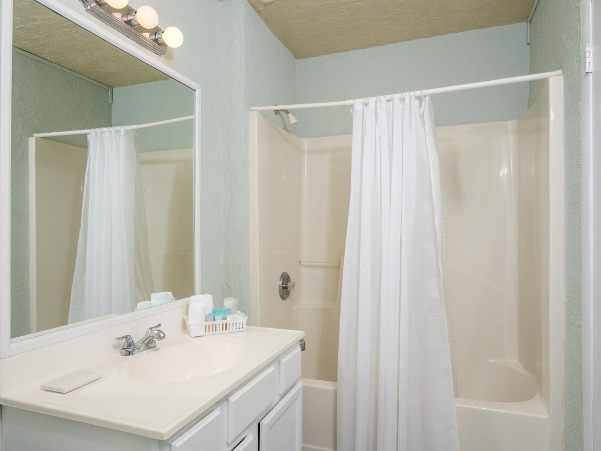Sea Aire Oceanfront Inn Cocoa Beach Εξωτερικό φωτογραφία